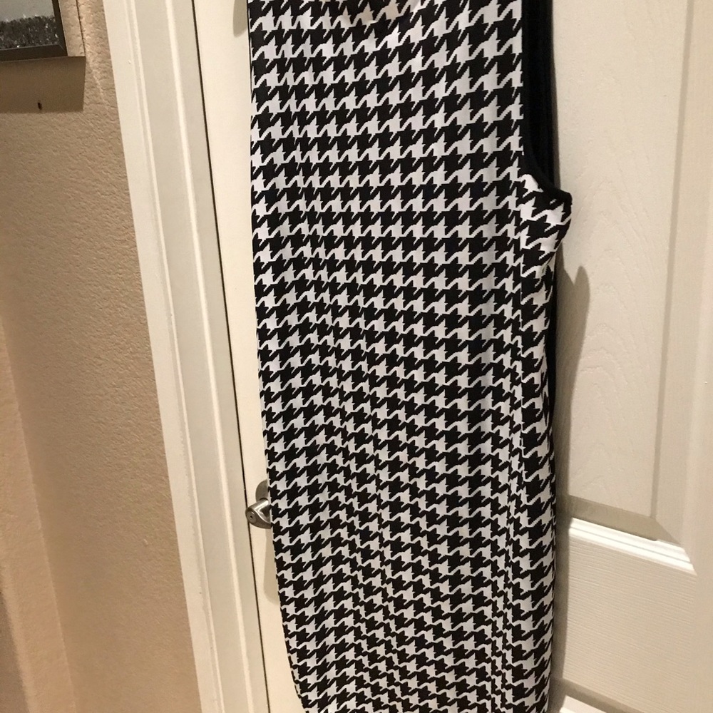 Shirt - Picture 2 of 2